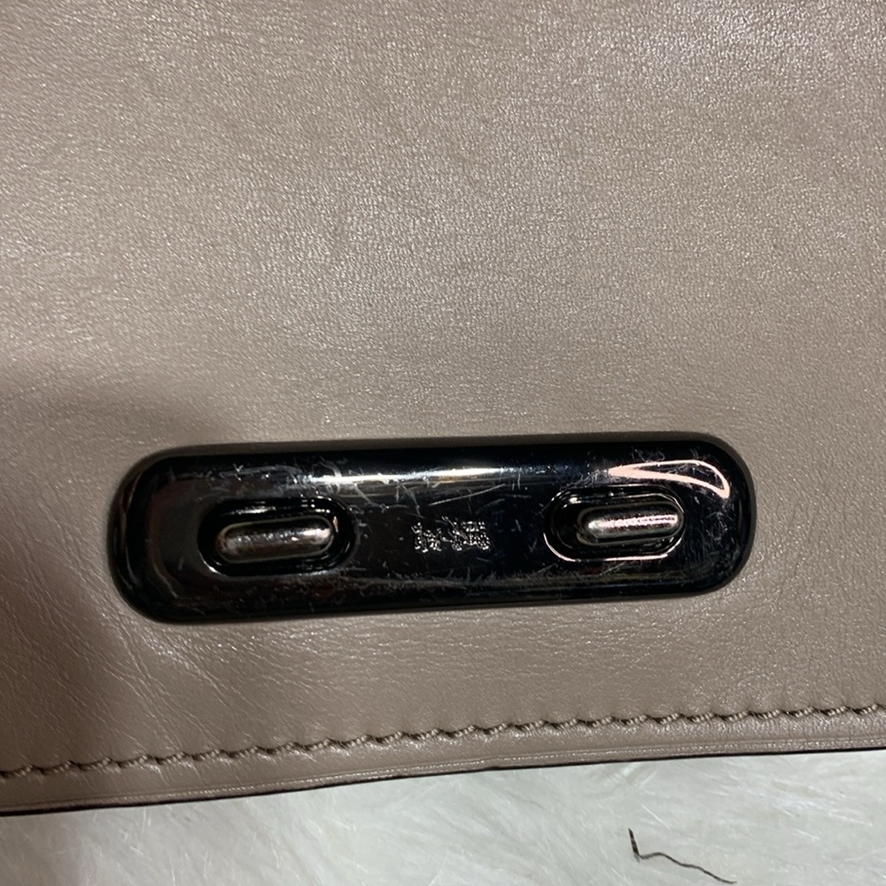 Coach - Picture 2 of 5